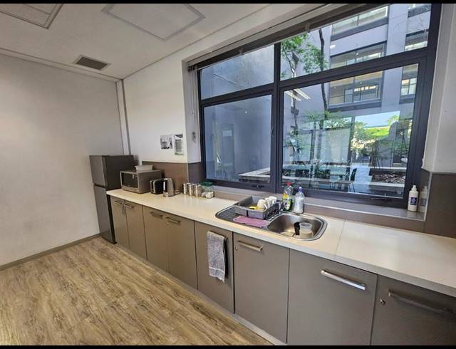 BUSINESS PROPERTY TO RENT IN MENLYN